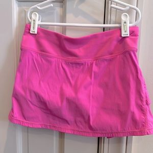 Ivivva Set the Pace skirt with built in shorts Size 10 like new